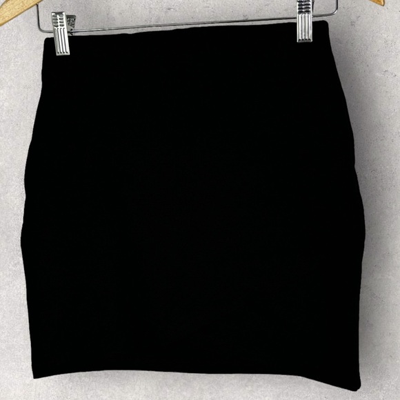 Sezane Black Calvi Mini Skirt French Stretch Faux Wrap Elastic Minimalist Small - Picture 11 of 11